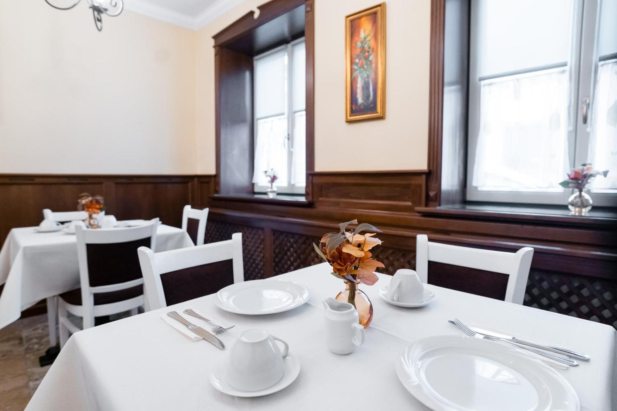 Rosen Villa Сибиу Экстерьер фото