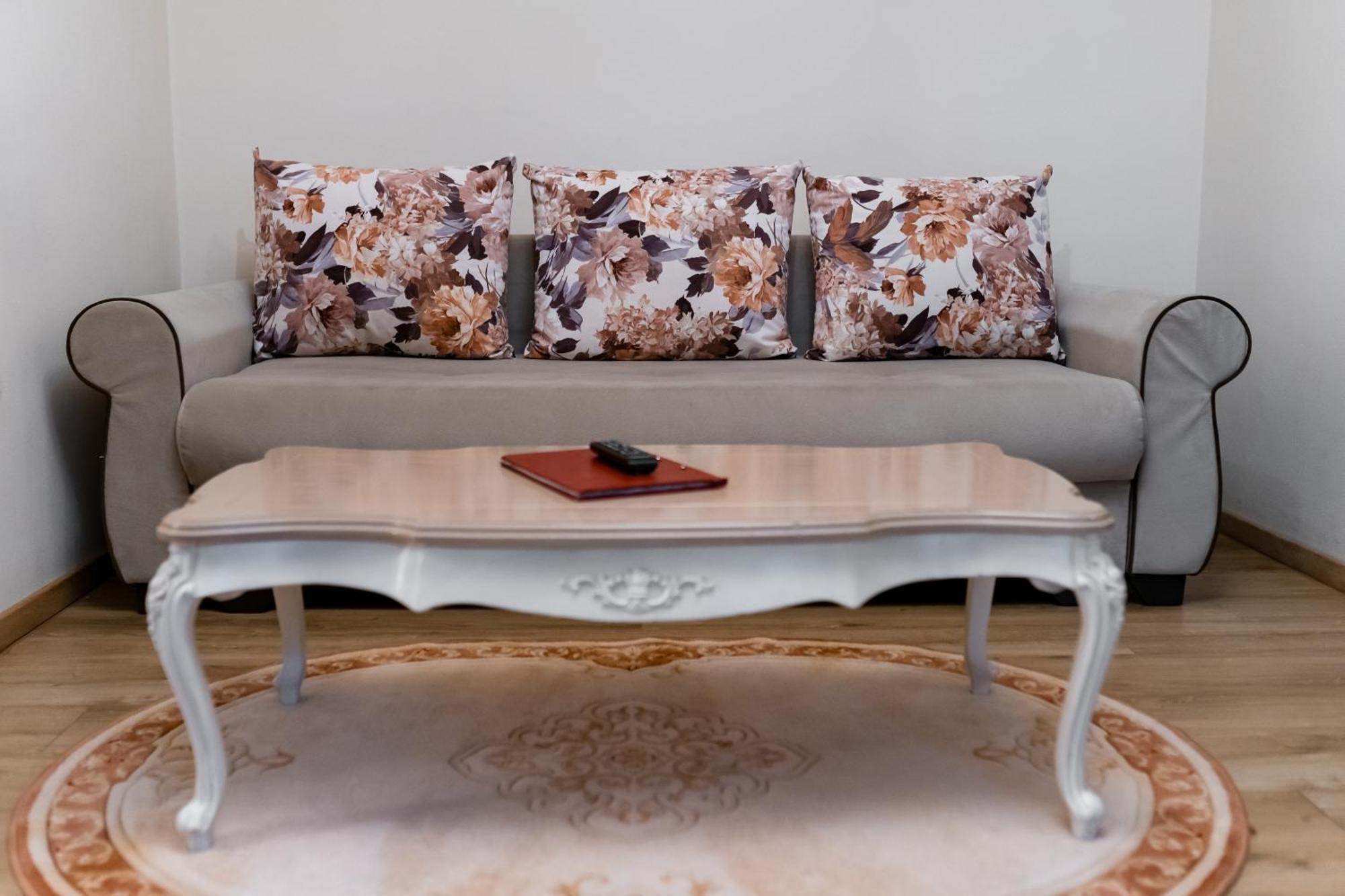 Rosen Villa Сибиу Экстерьер фото